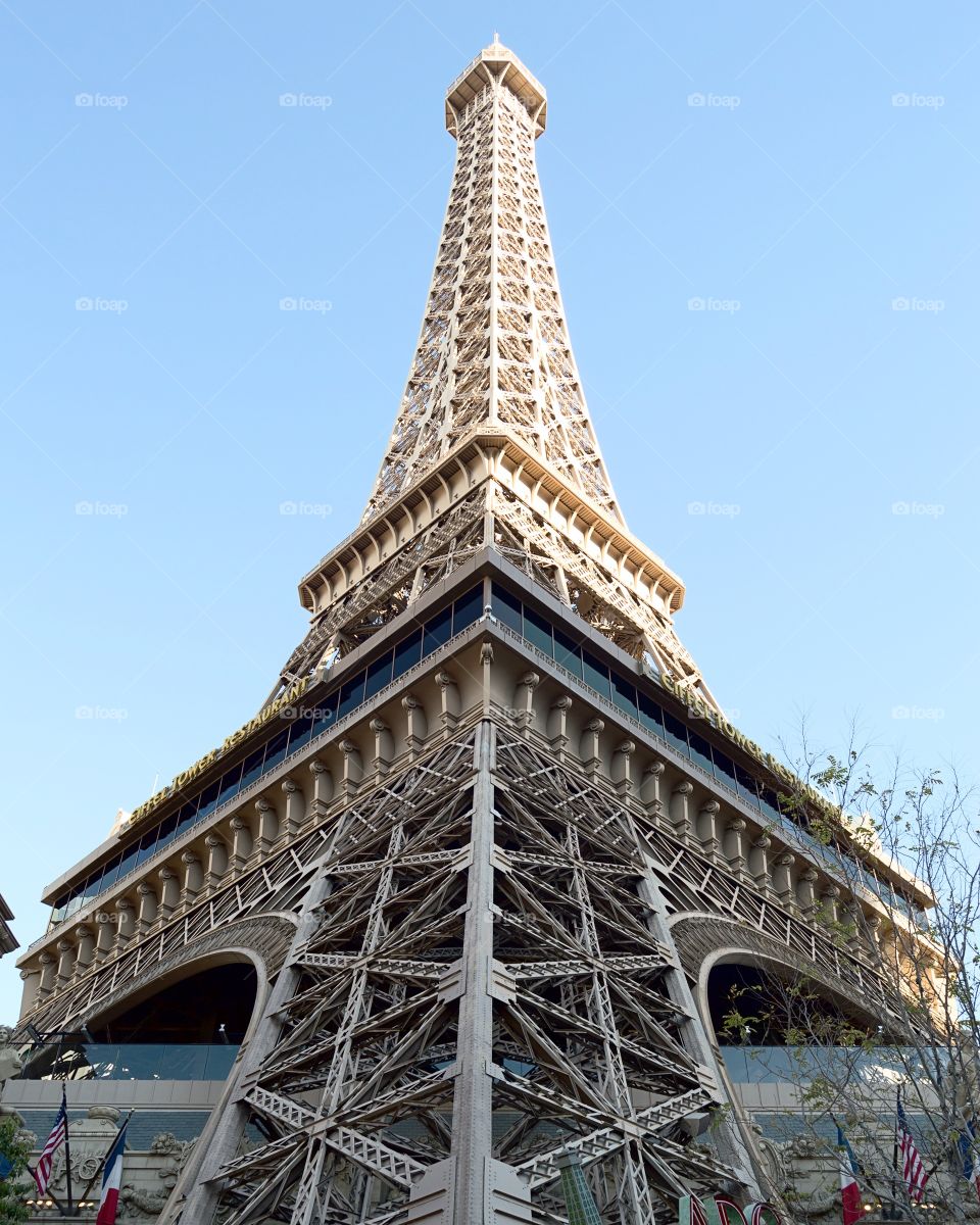 Vegas eiffel tower