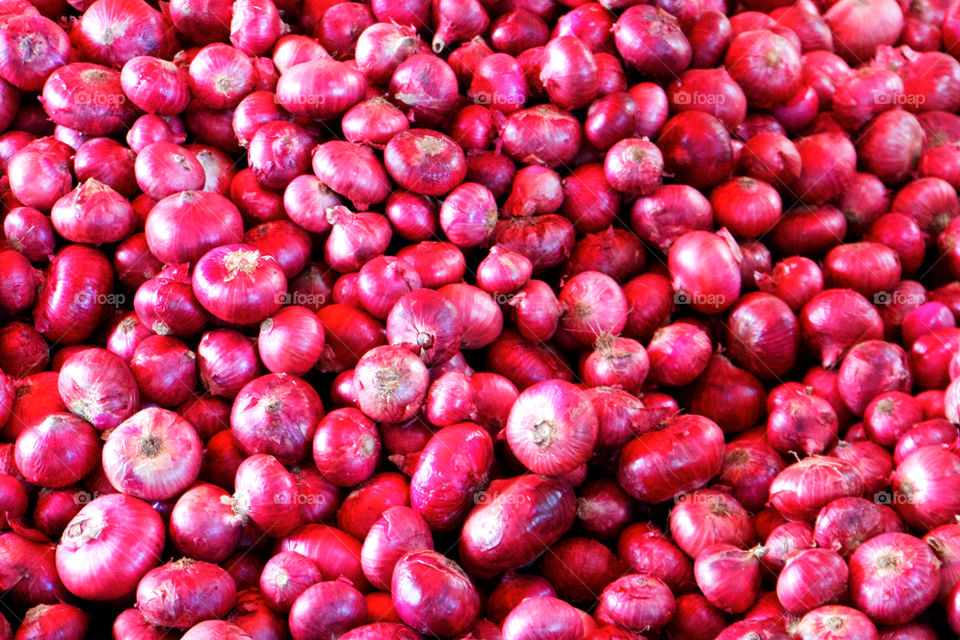 Red onions 