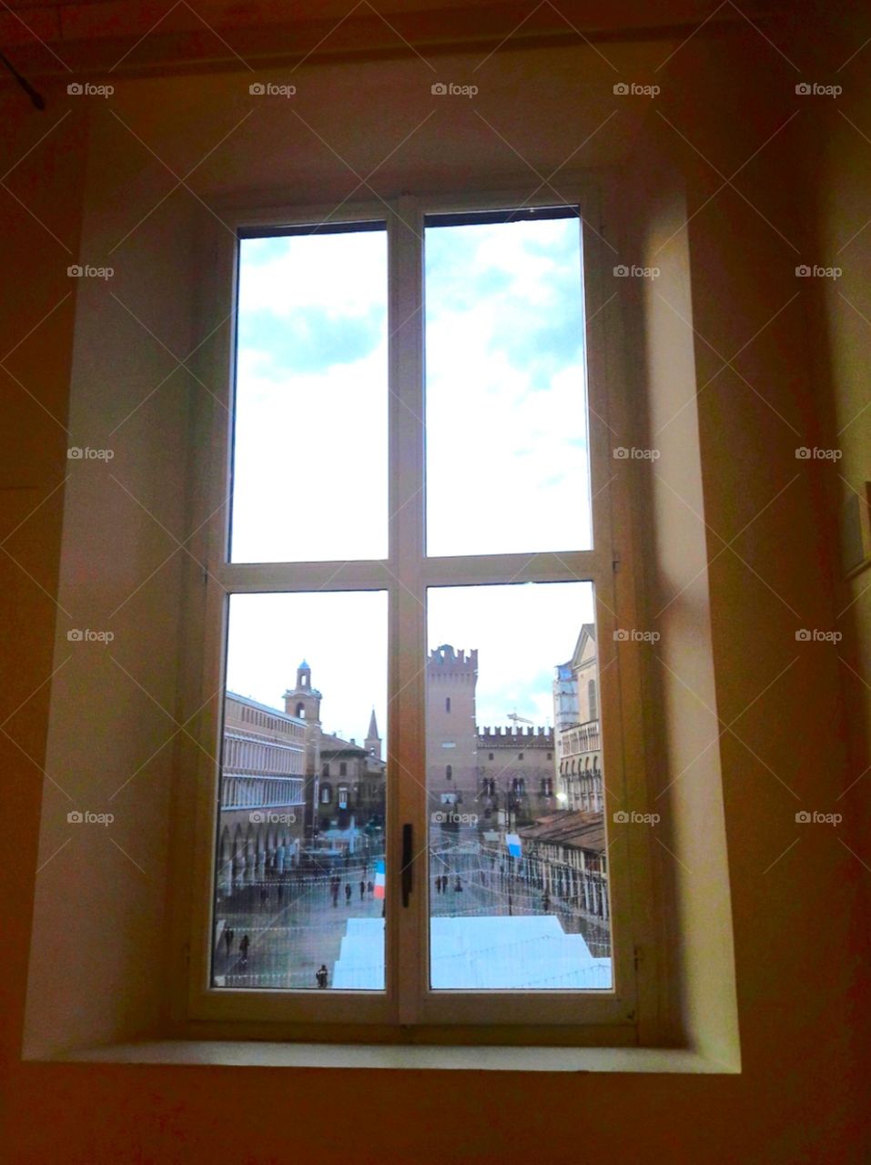 square in window