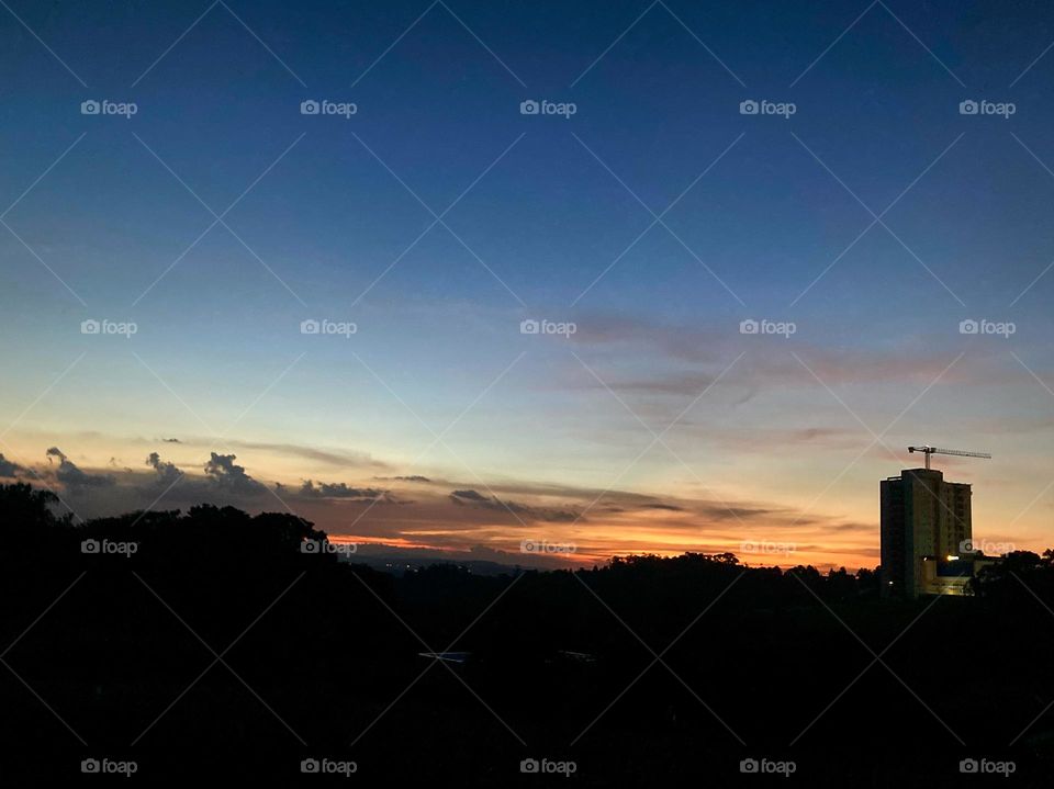 🌄🇺🇸 An extremely beautiful dawn in Jundiaí, interior of Brazil. Cheer the nature! / 🇧🇷 Um amanhecer extremamente bonito em Jundiaí, interior do Brasil. Viva a natureza! 
