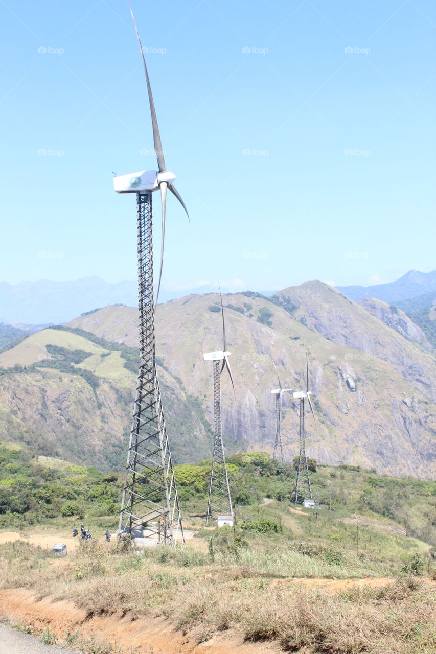 The wind flow at very high speed, Too much height.