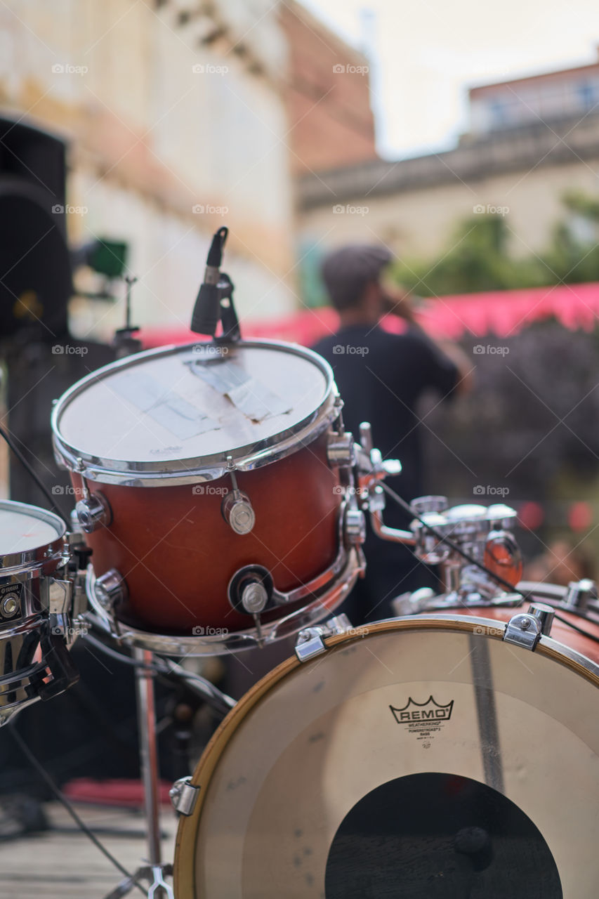 Street concert. Drum