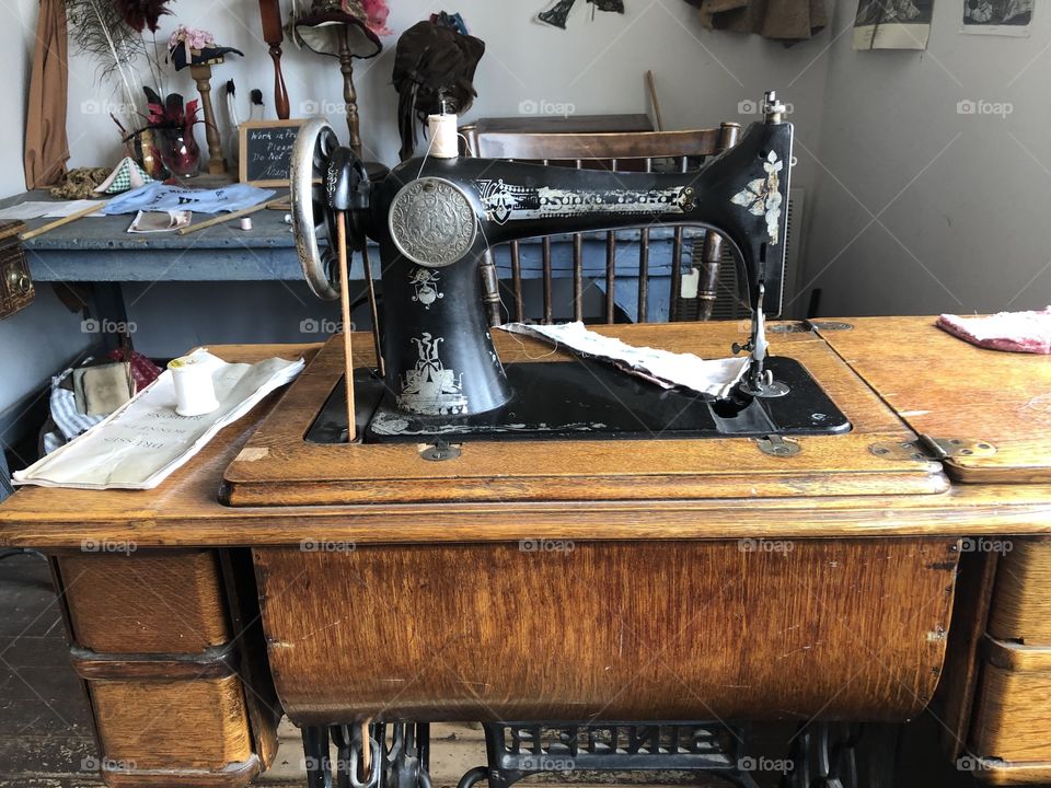 Old museum sewing machine