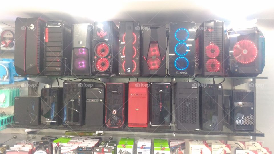 Computer store