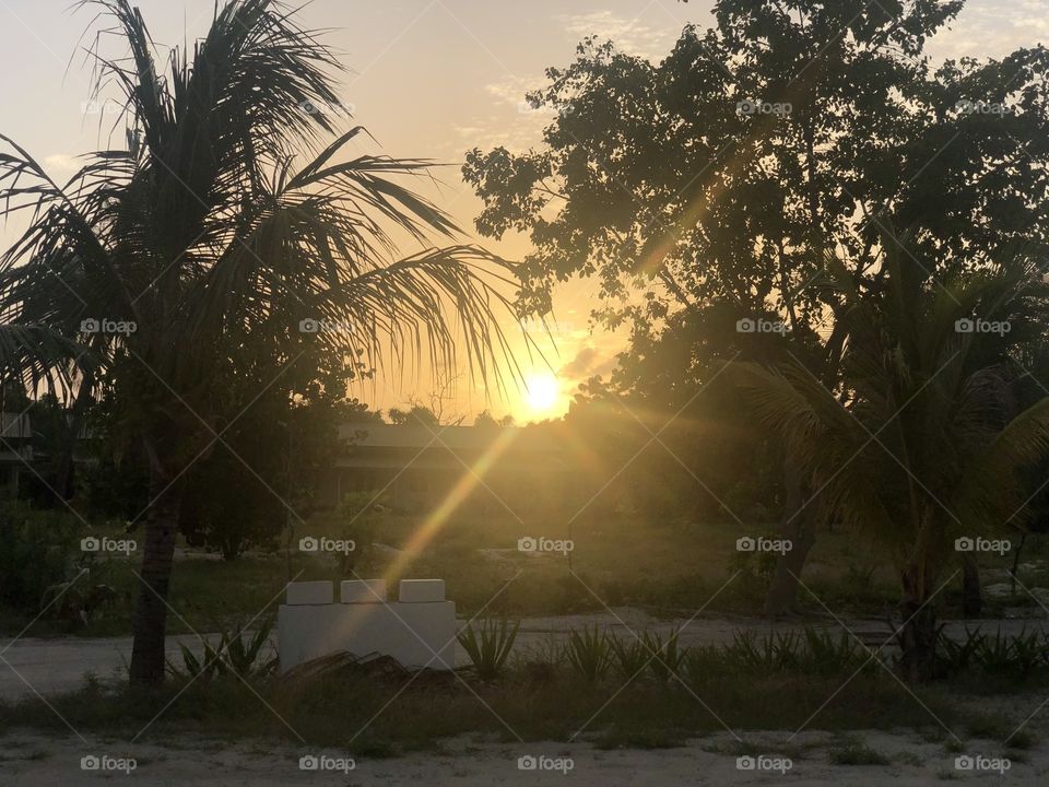 A nice sunset from Lh. Maafilaafushi  “Clouds come floating into my life, no longer to carry rain or usher storm, but to add color to my sunset sky.” 