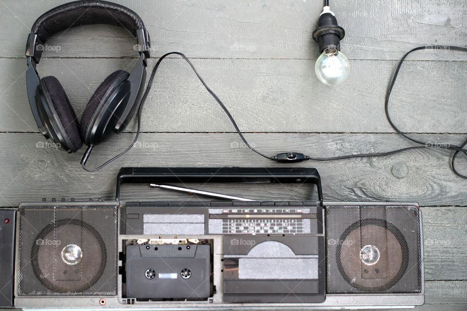 Retro, vintage, vintage items, tape recorder, cassette, audio, audocassettes, music, melody, music, player, musical plates, international de ...