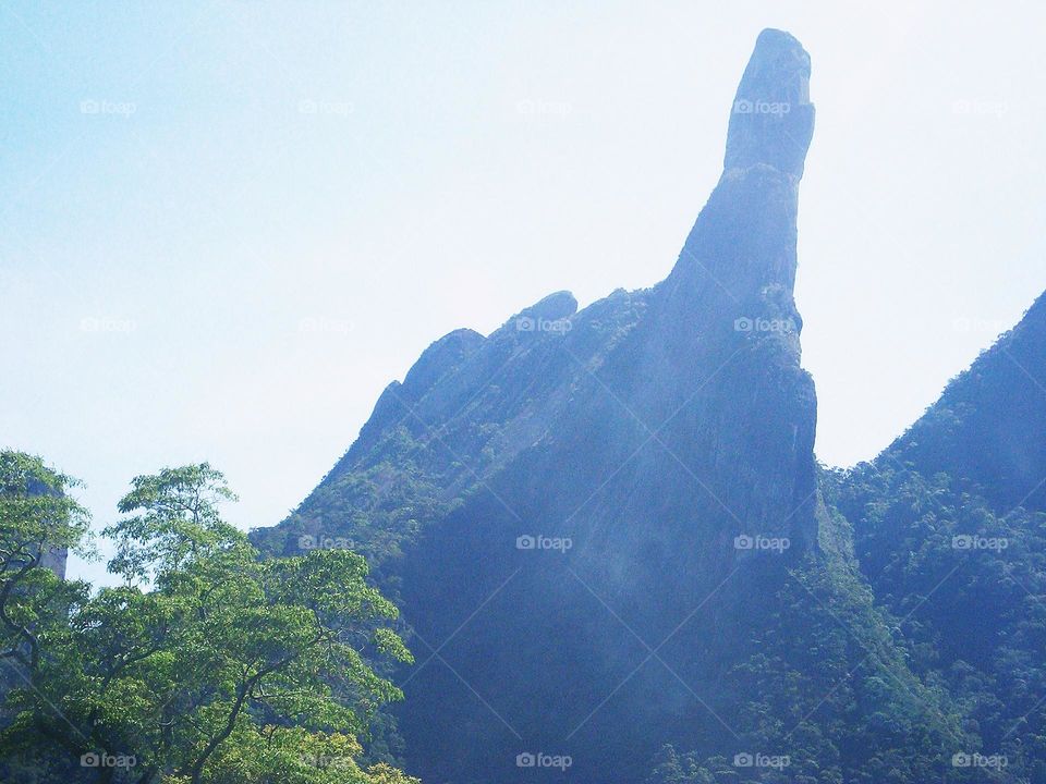 One of the beauties of Brazil that I had the privilege of knowing!!! The "finger of God" located in Teresópolis-Rio de Janeiro