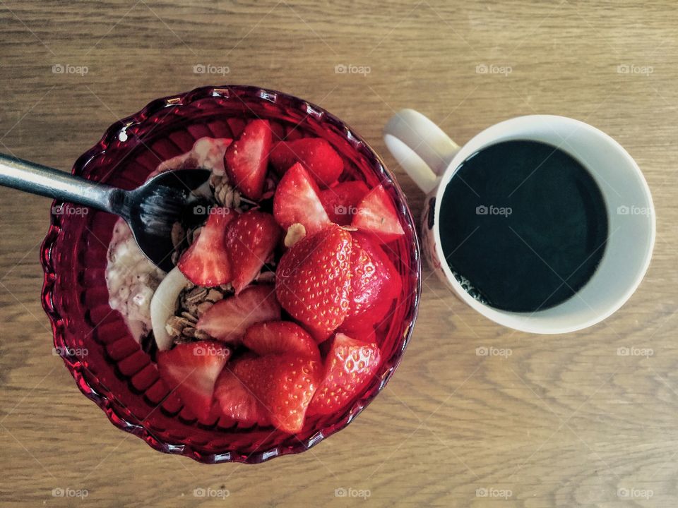 Awesome food flat lays with Strawberries and Coffee 