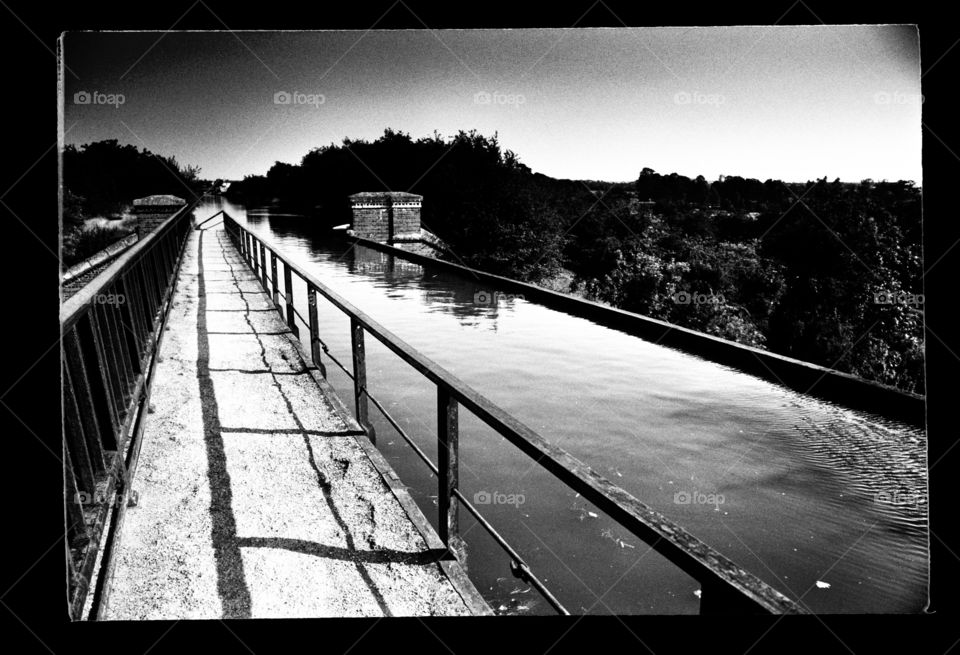 Canal. Aqueduct