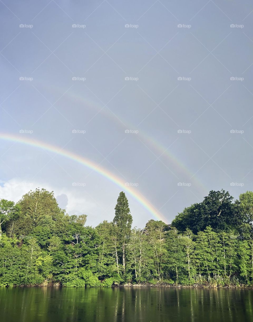 Have you seen a double rainbow? Some people say it brings luck. I believe its one of the most incredible natural phenomena that will amuse anyone. Here is one such natural surprise appeared for a minute over Waikato River, New Zealand.