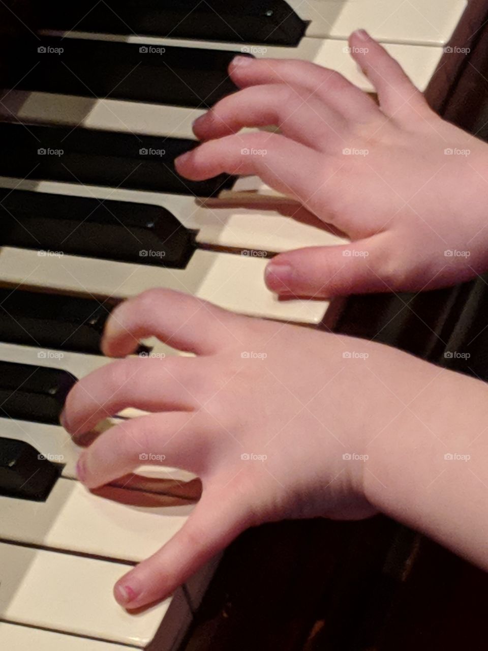 piano fingers