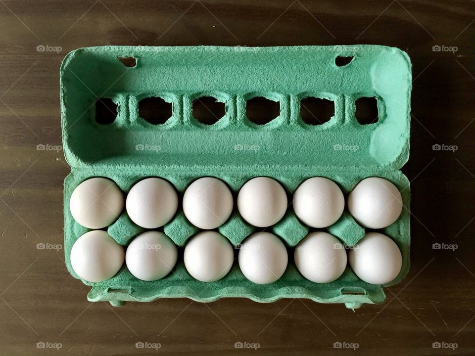 Eggs 