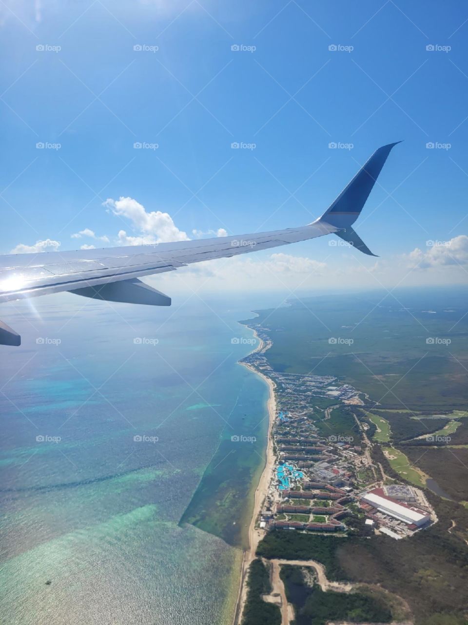 vista desde el avión de la costa