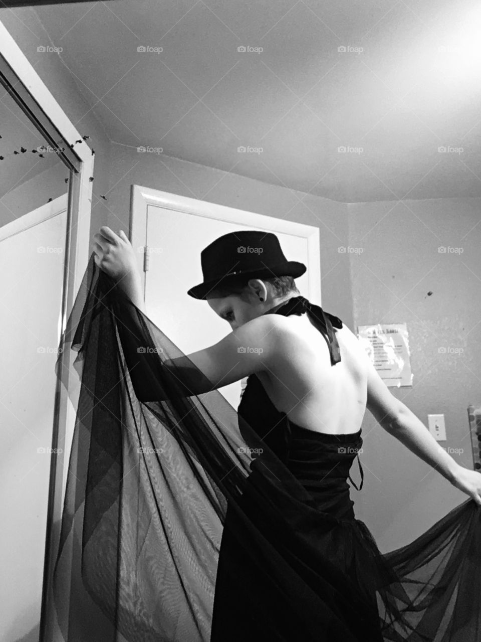 Stevie Nicks inspired photo in black and grey filter