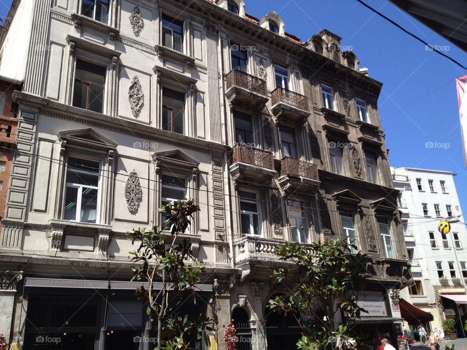 travel building turkey tunel by linhof