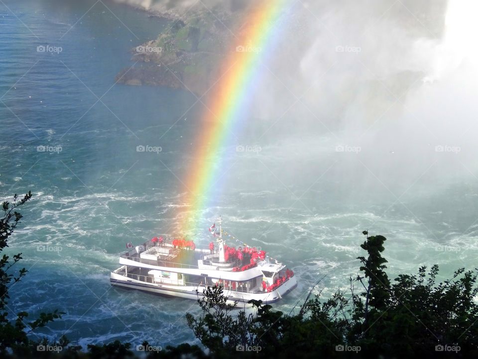 Rainbow and Boat. Niagara Falls.