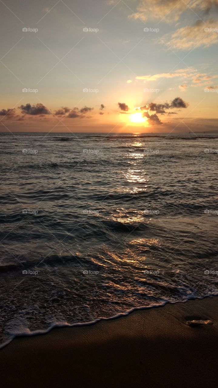 waikiki beach sunset