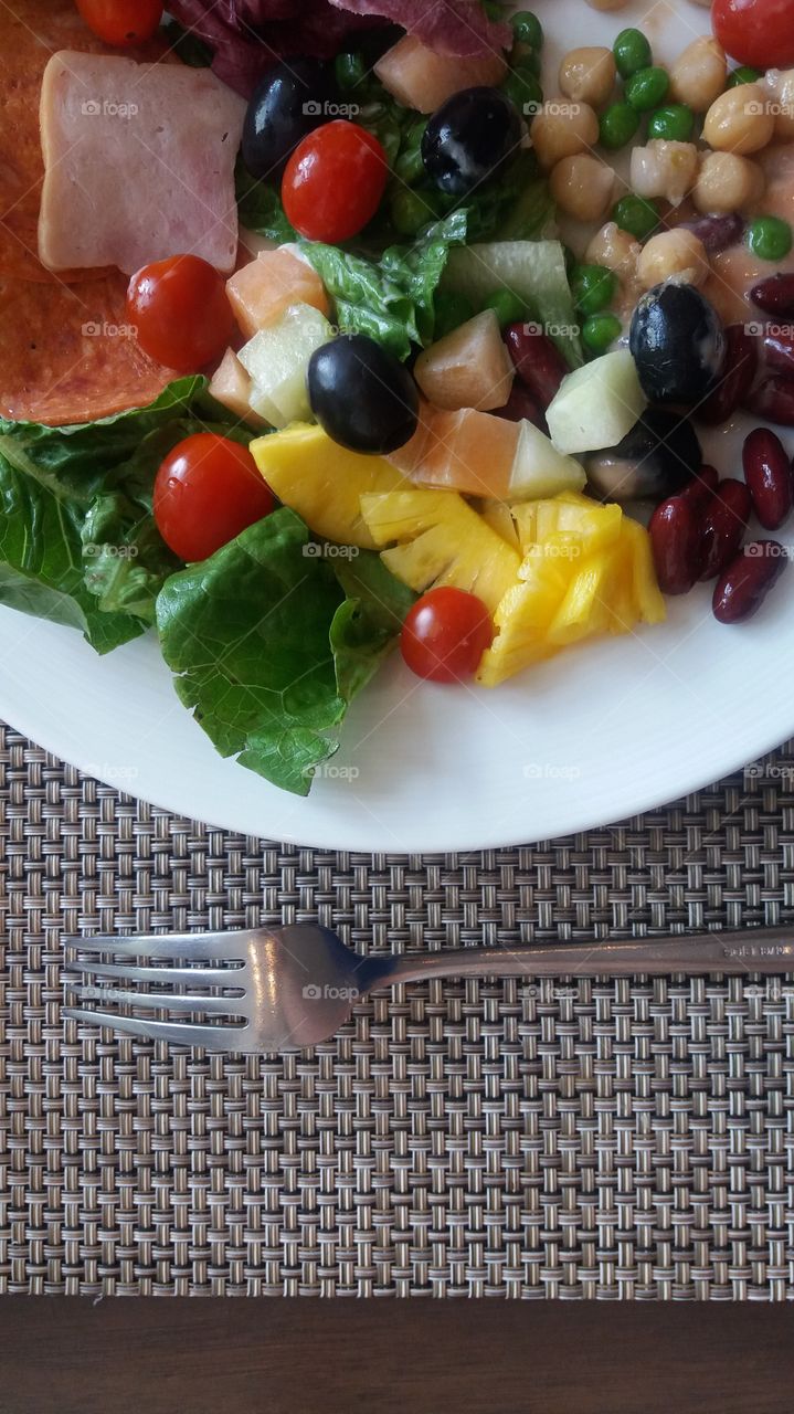 SUMMER SALAD