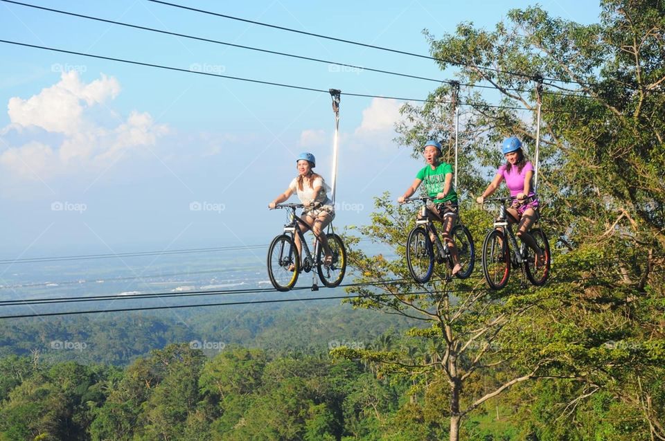 Bataan cyclist zipline 
