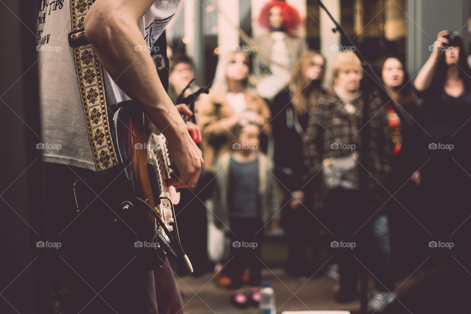 music guitarist