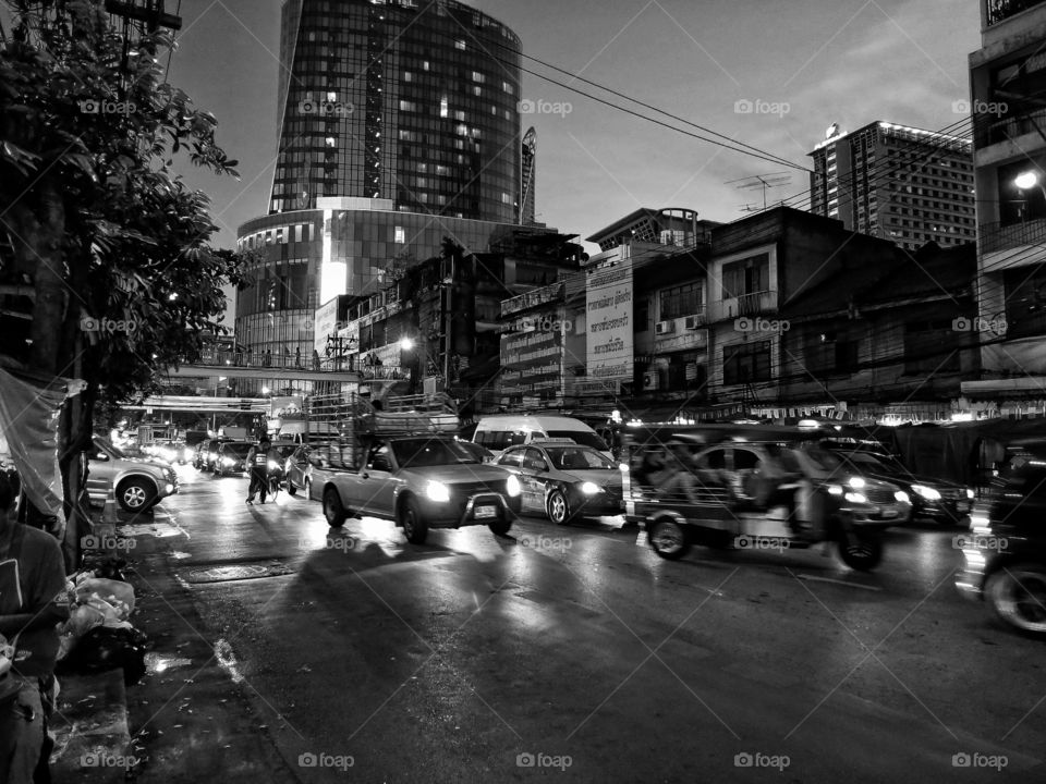 Black and white street traffic photo in Bangkok, Thailand