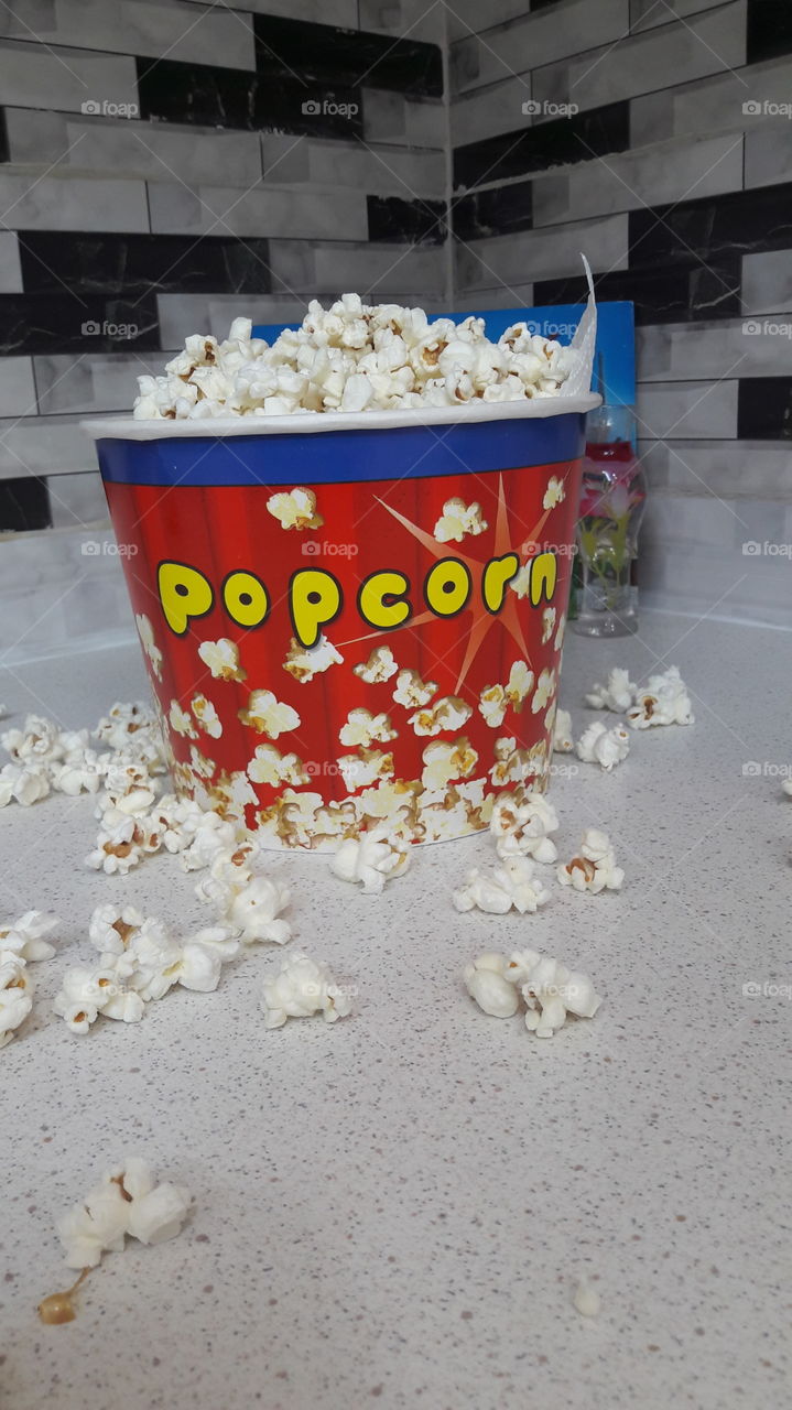 popcorn , movie time