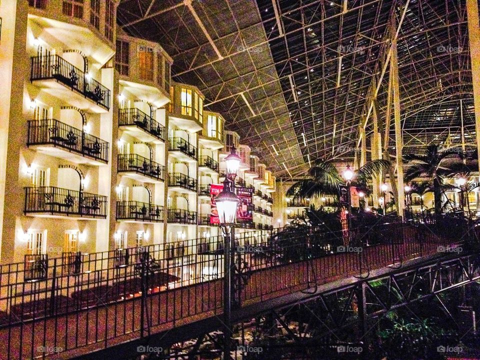 Opryland Hotel balconies