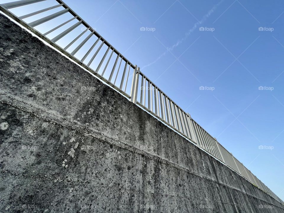 Multiverse wall and fence