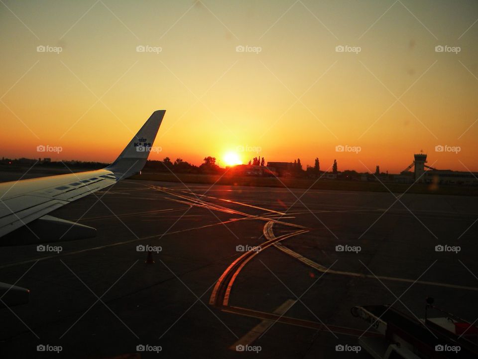 Romanian sunrise at the airport