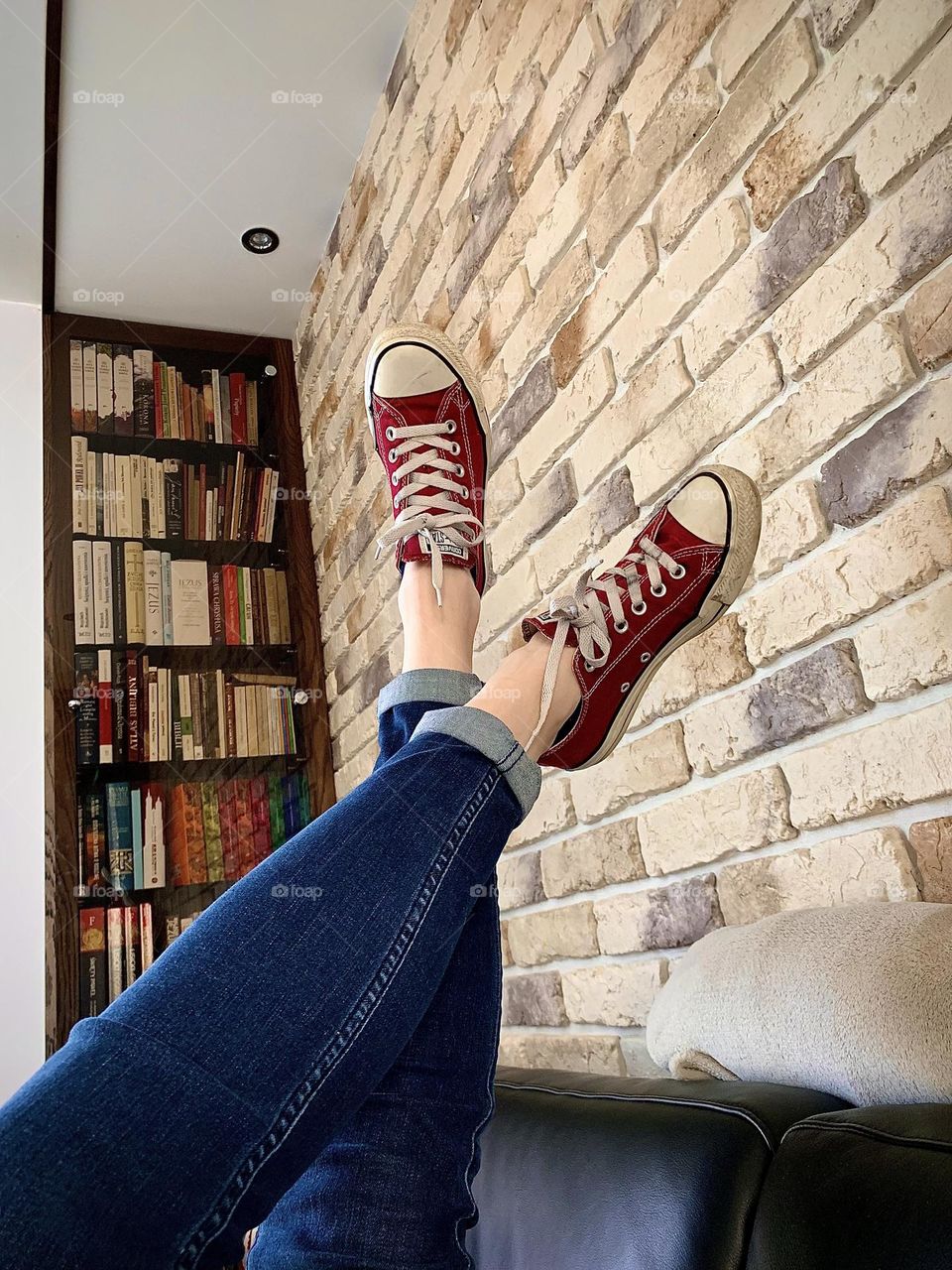 Half of the week be like 📚💆🏻‍♀️