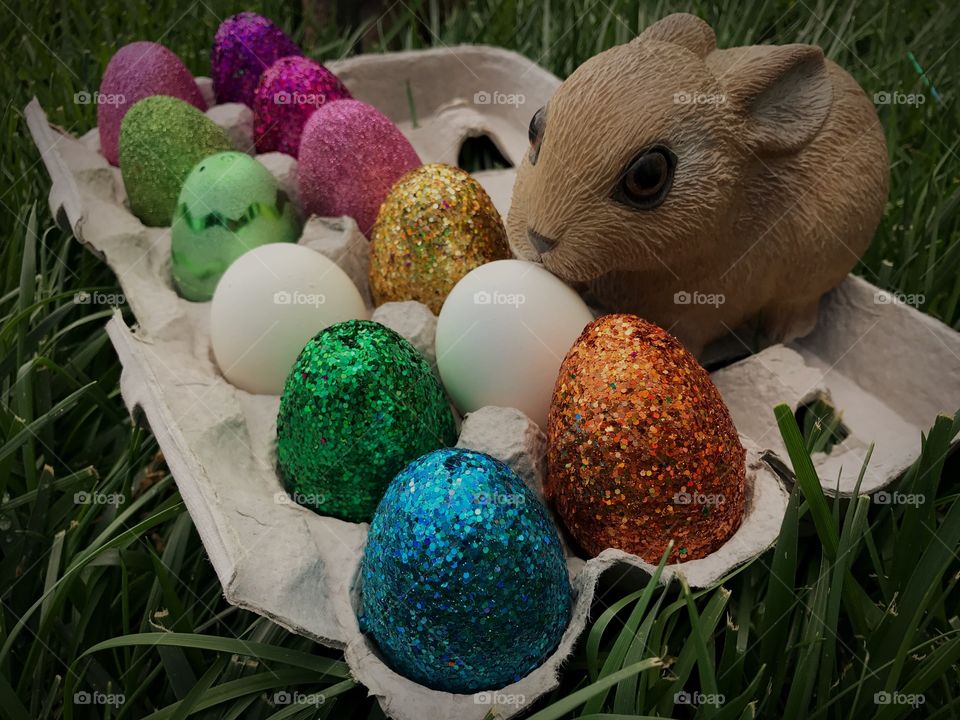 Easter bunny 🐰 and eggs 