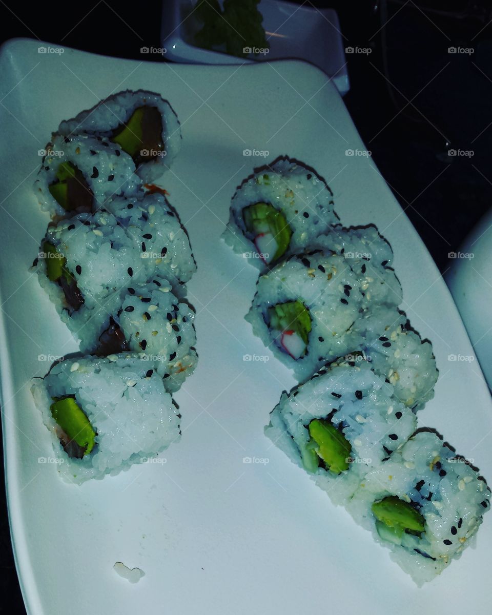 Momijis California Roll