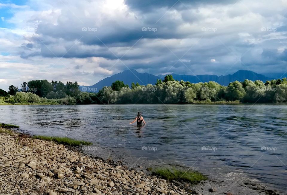 nature lake swimming