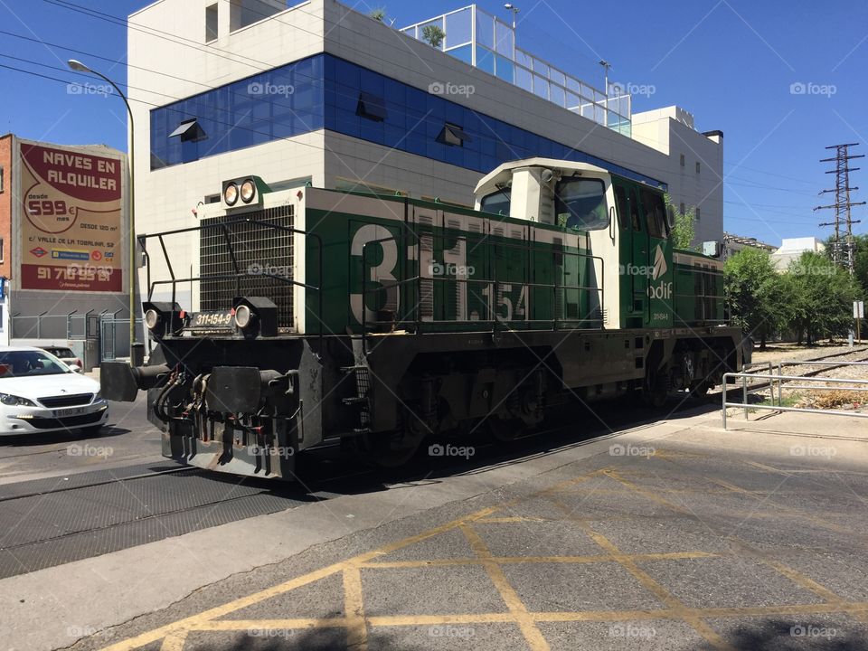 Train crossing 