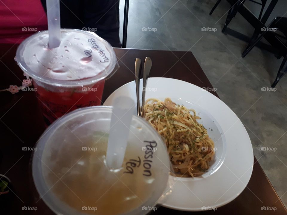 Let's break our fast with various juices