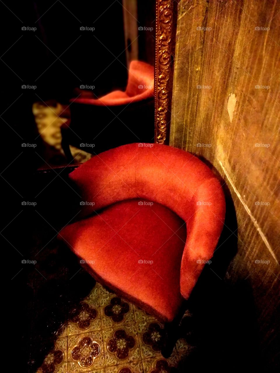 red chair mirror