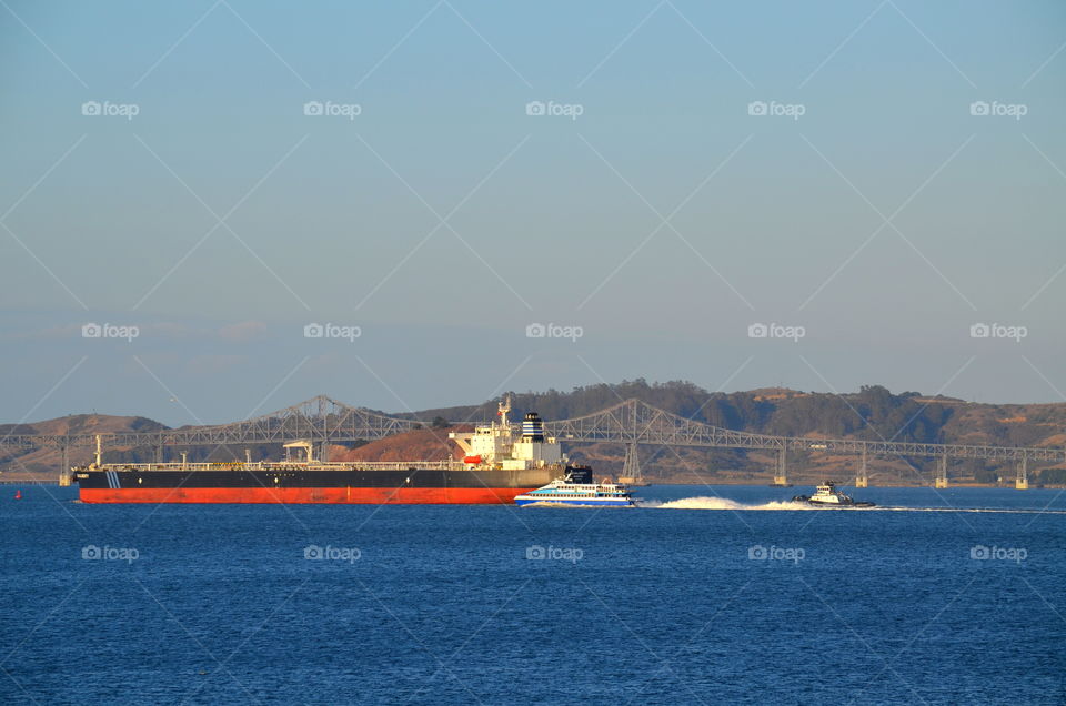 tugboat ➡ ferry boat  ➡ barge boat