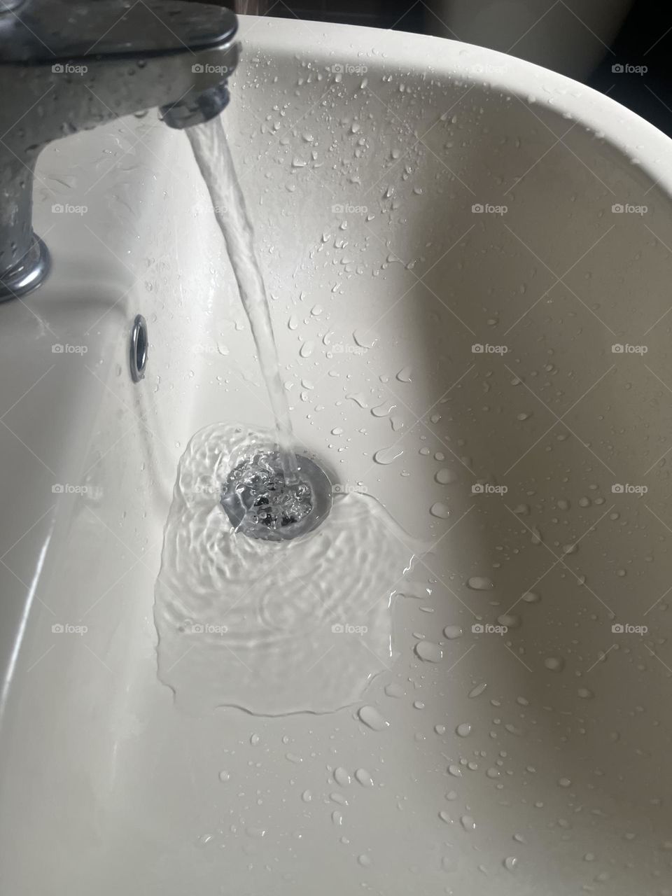 Water Flow in Bath Unit