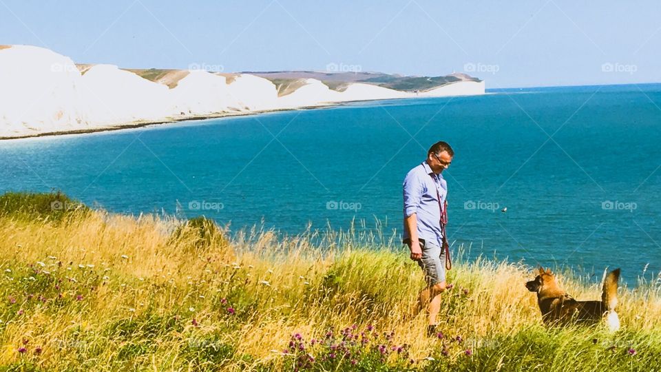 Seaside walking 