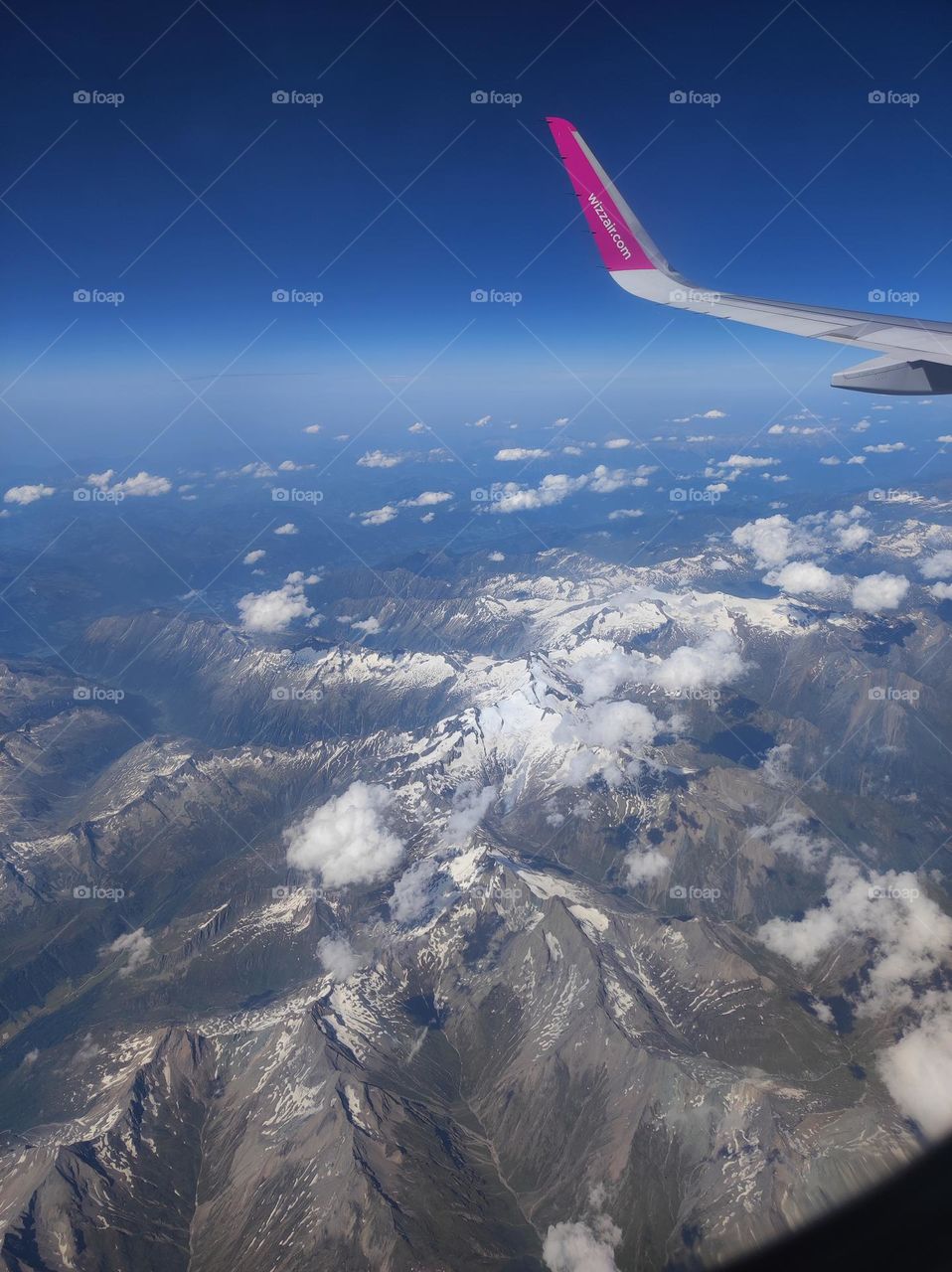 The Alpen mountains from above⛰️