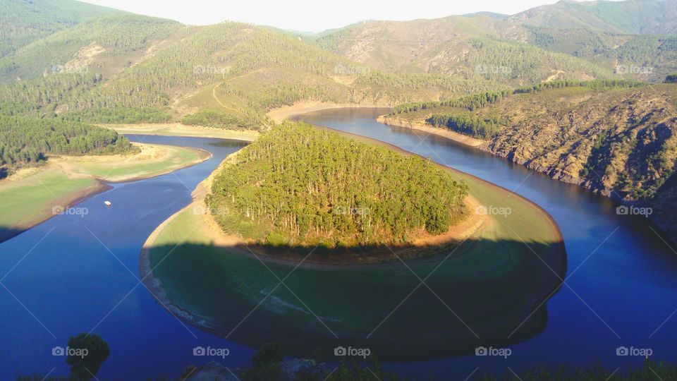 Sun and shadow in the meander