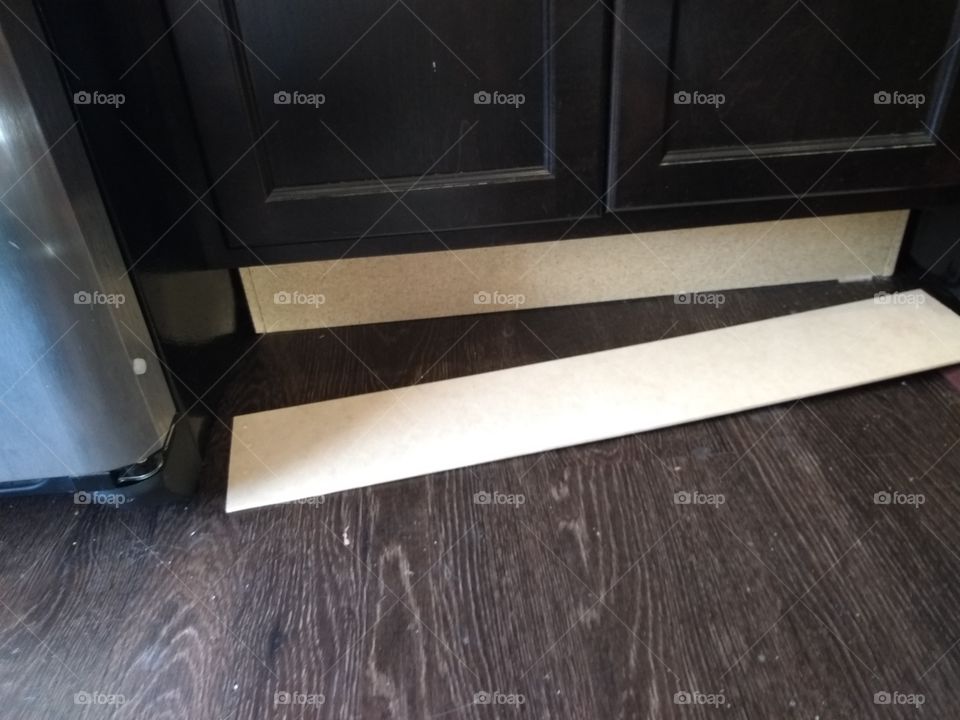 baseplate loose in kitchen