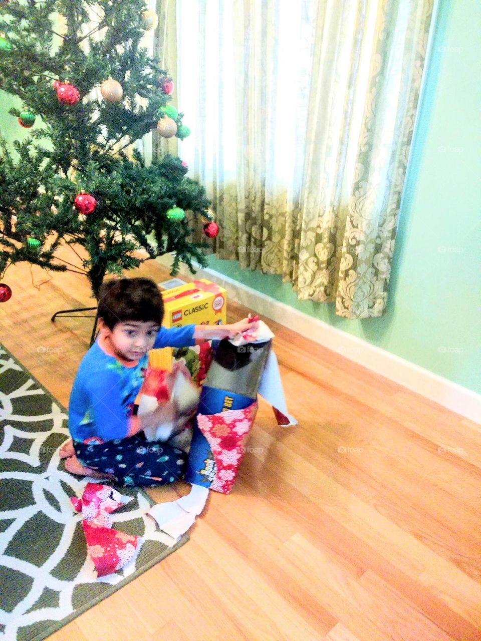 December πβ Hurray it's Christmas time and it's a fun time for kids too because they are having lots of surprises π
π₯°βπ