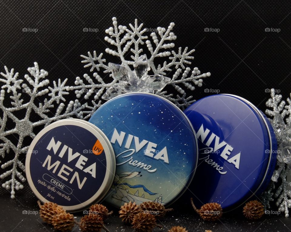 Christmas celebration gift by Nivea Creme