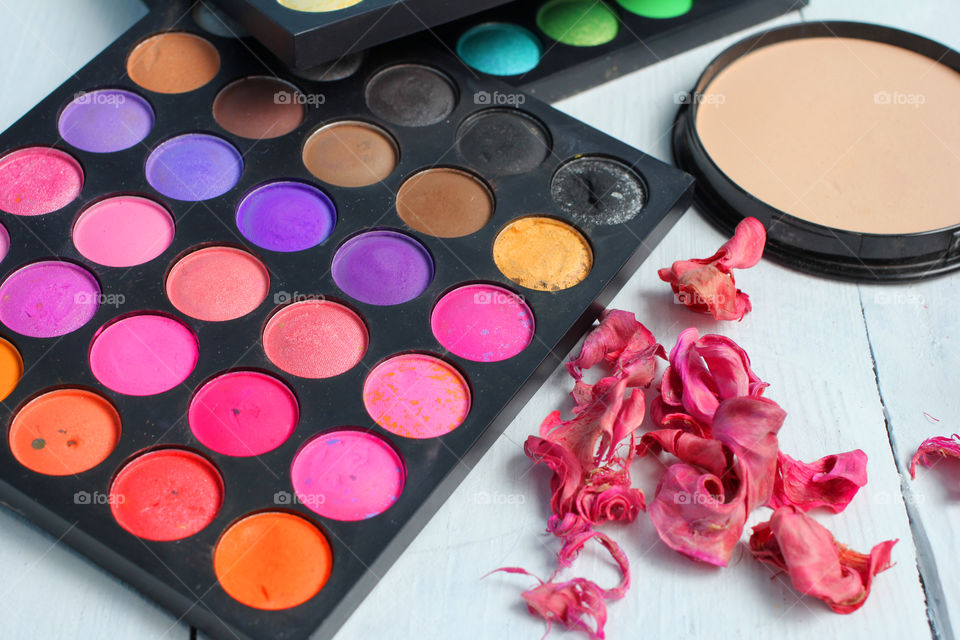 Cosmetics, makeup, ink, foundation, powder, blush, lipstick, personal care, perfume, beauty salon, female beauty, paint, palette, palette of shadows, palette for eyes, flower petals