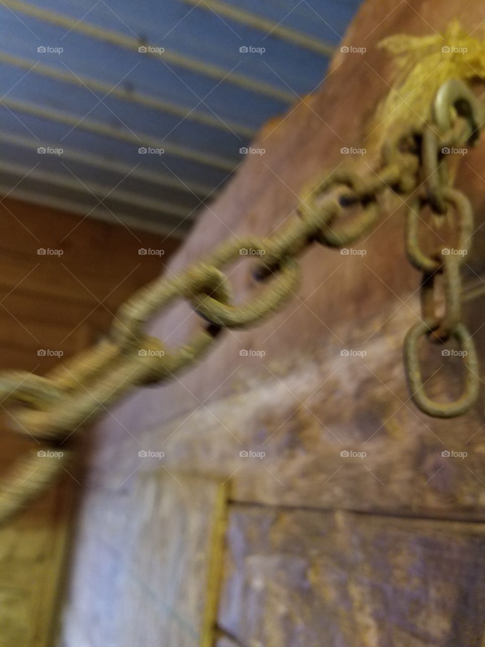 Textures Wood  and Chain