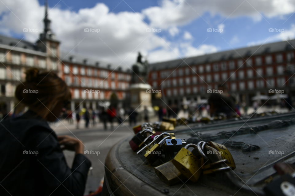 Amor en la plaza Mayor
Love in the Plaza Mayor