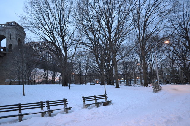 Astoria park. Astoria snow