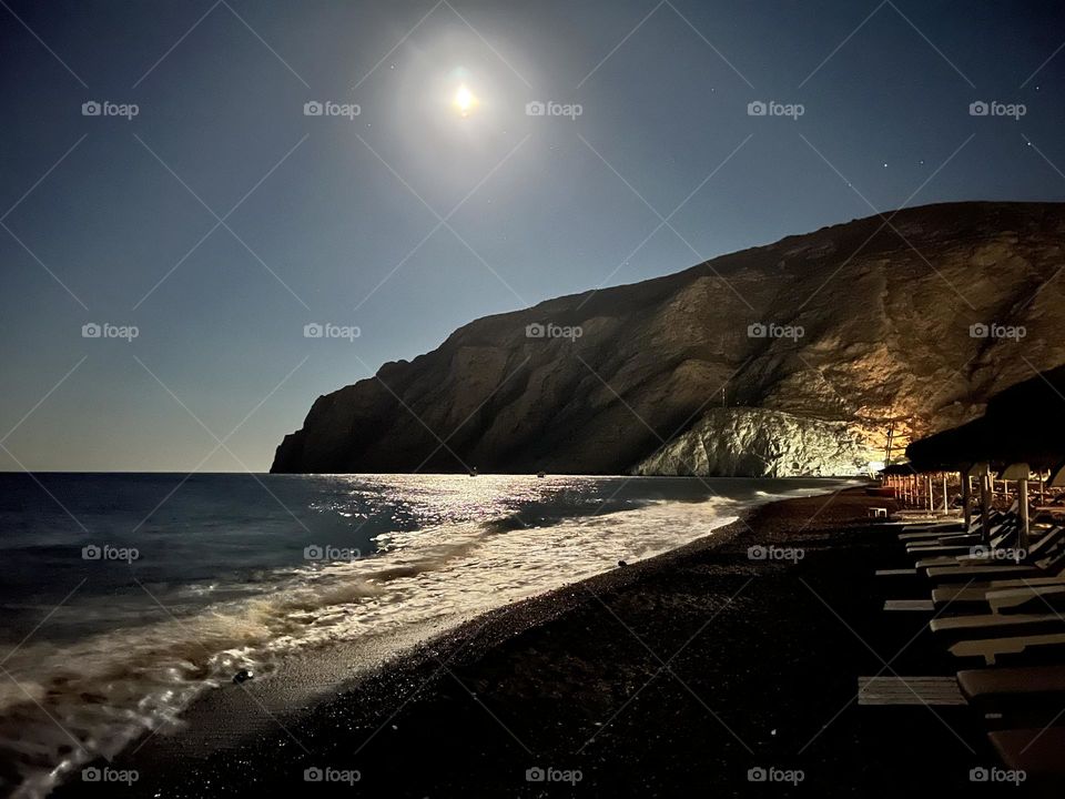 Moonrise on Santorini 