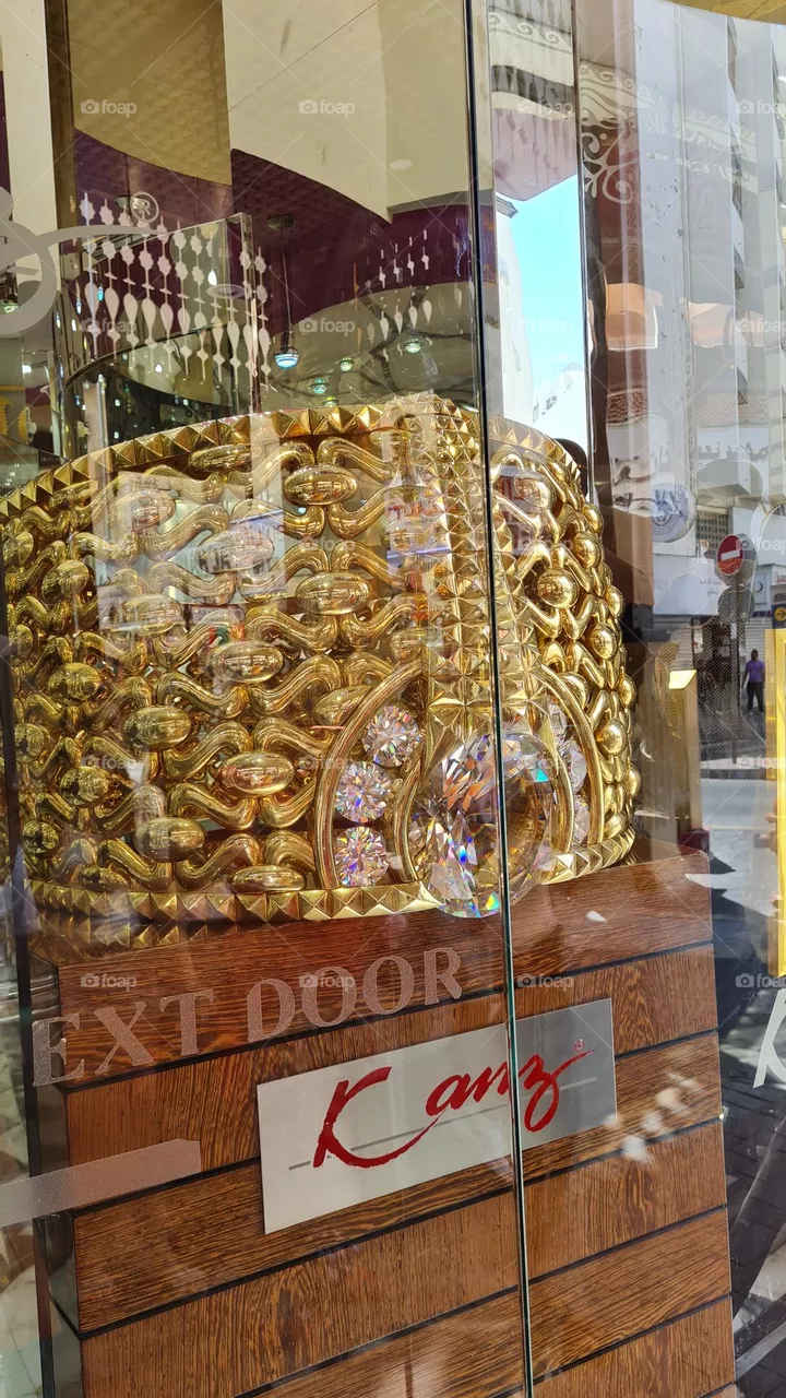 Gold ring